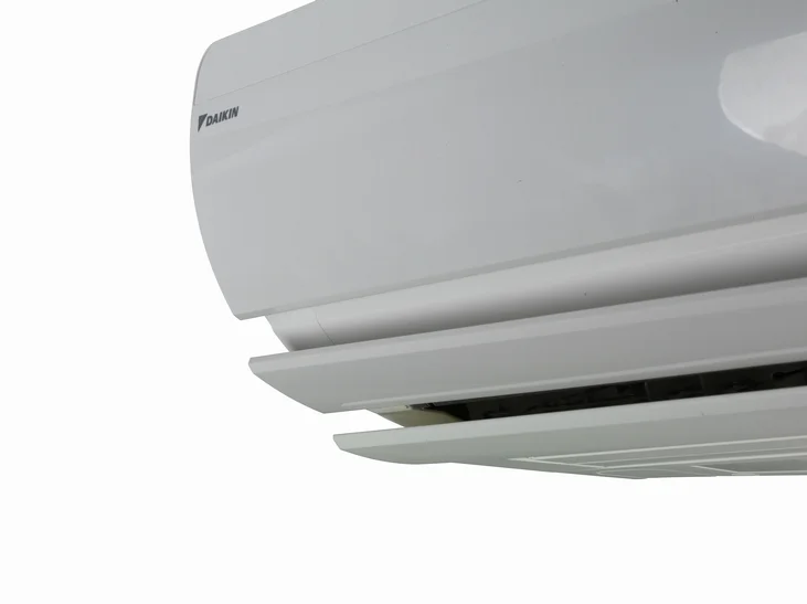 Сплит-система DAIKIN URURA SARARA Inverter FTXZ25N / RXZ25N — пульт ДУ