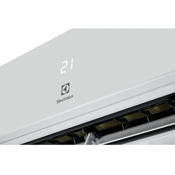 Сплит-система ELECTROLUX LOFT (on/off) EACS-18HAL/N8/in / EACS-18HAL/N8/out — упаковка